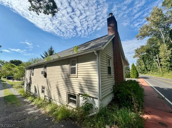 609 Milford Rd, Frenchtown Boro, NJ 08825