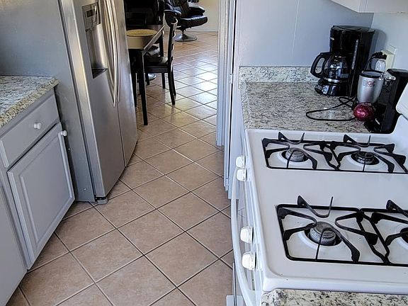 5th image of 23575 Maribel Ave