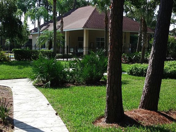5th image of 966 La Costa Cir Unit 6