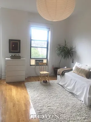 Rented by Town Residential | media 26