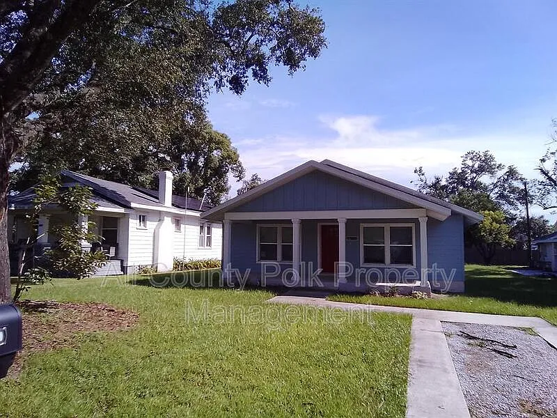 1130 W Marjorie St