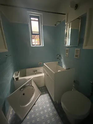 Rented by Contact Realty | media 18