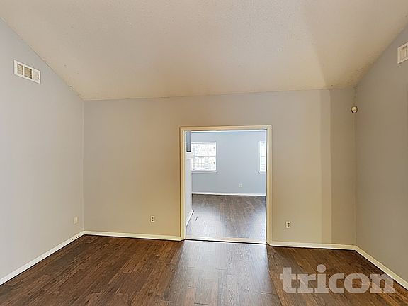 2nd image of 4010 Sharon Woods Dr