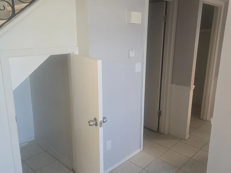 10541 Gran Cima Ln #B — Photo 13