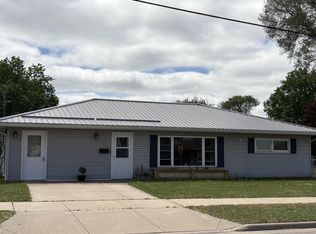 208 W Prairie St, Boscobel, WI 53805