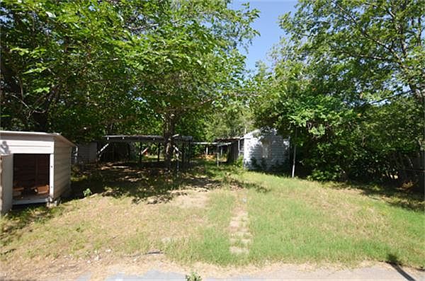 2nd image of 2733 Jills Dr
