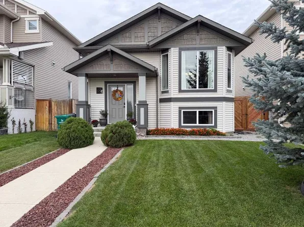 835 S Keystone Mdws W, Lethbridge, AB T1J 5C5