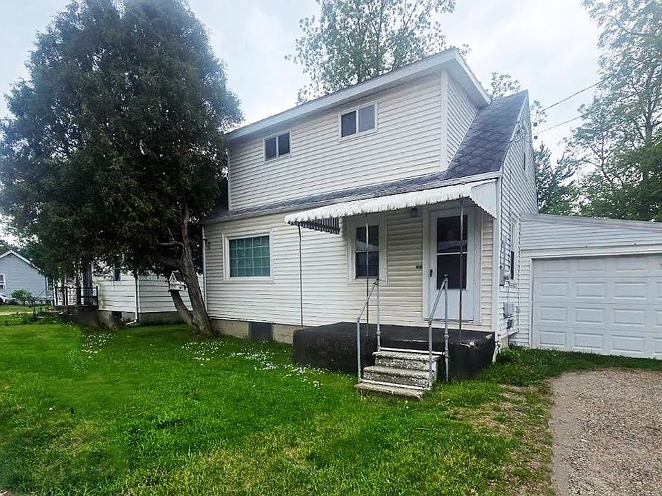 1st image of 2066 E Bristol Rd