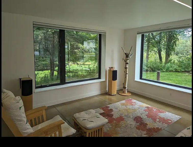 13 Curtis Dr — Photo 2