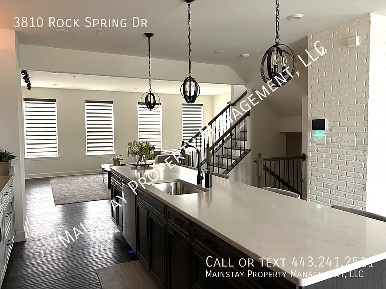 3810 Rock Spring Dr — Photo 4