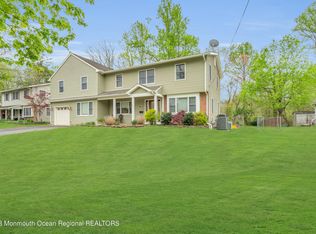 76 Villanova Dr, Jackson, NJ