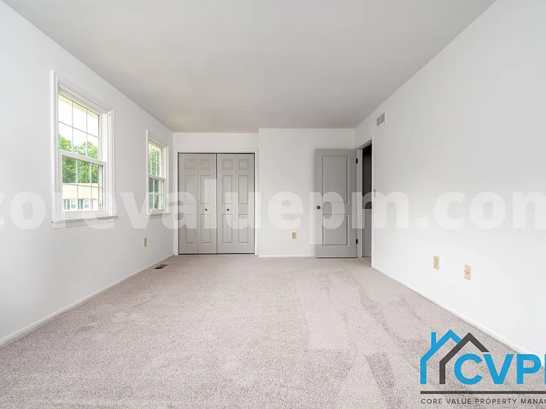 1250 Stonewood Ct — Photo 16