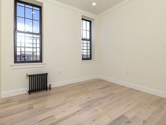 5th image of 946 Bushwick Ave #207