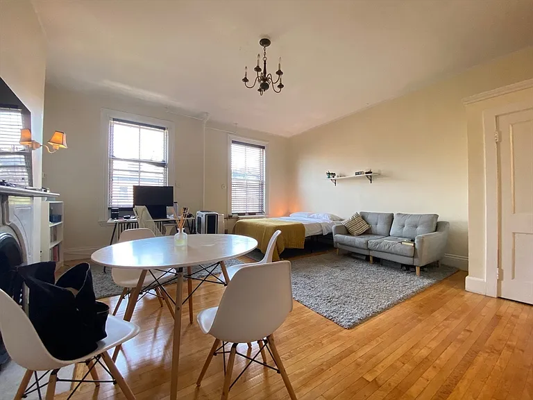 233 Beacon St #9 — Photo 2