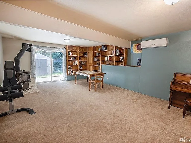 17050 Finley Rd NE — Photo 20