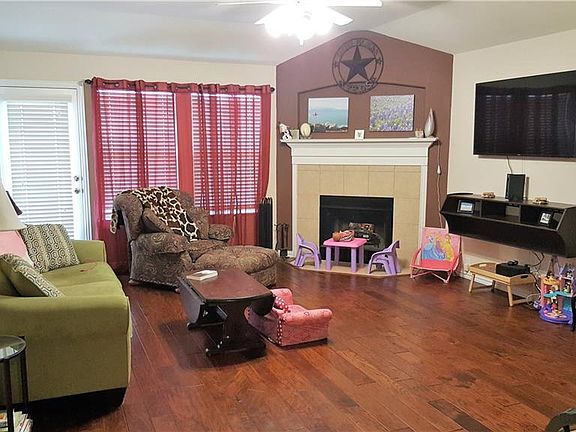 4th image of 115 Horseshoe Dr
