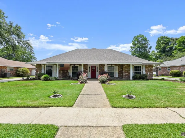 1436 Pelham Dr, Baton Rouge, LA 70815