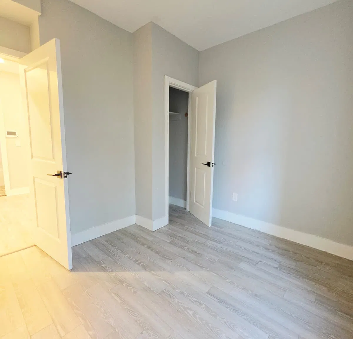 2 bed, 600 sqft, $2,150 — Photo 3
