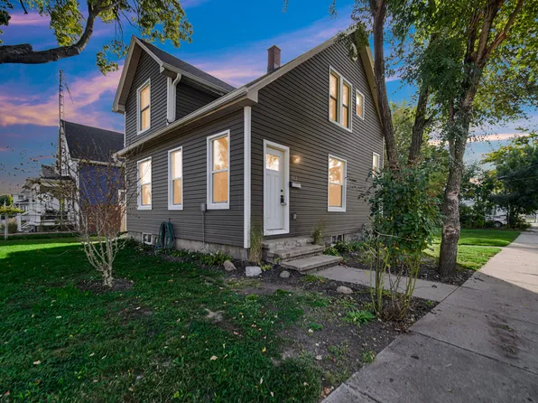 502 Grove St, La Porte, IN 46350