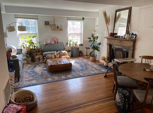 1815 Spruce St APT 3A, Philadelphia, PA 19103