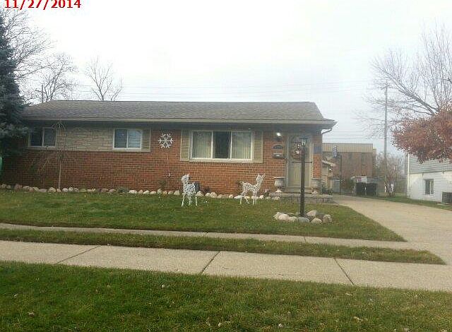 1st image of 9523 Terry St