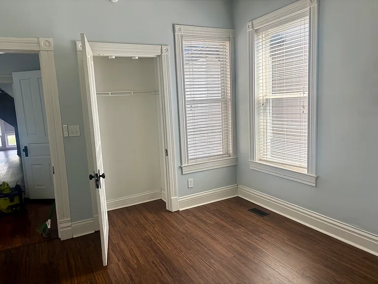 524 E Ormsby Ave — Photo 23