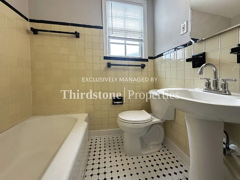2660 Gale Ct #2 — Photo 8