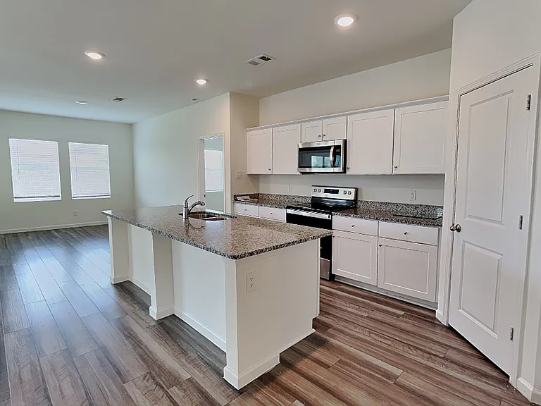 1612 Scondido Br — Photo 4
