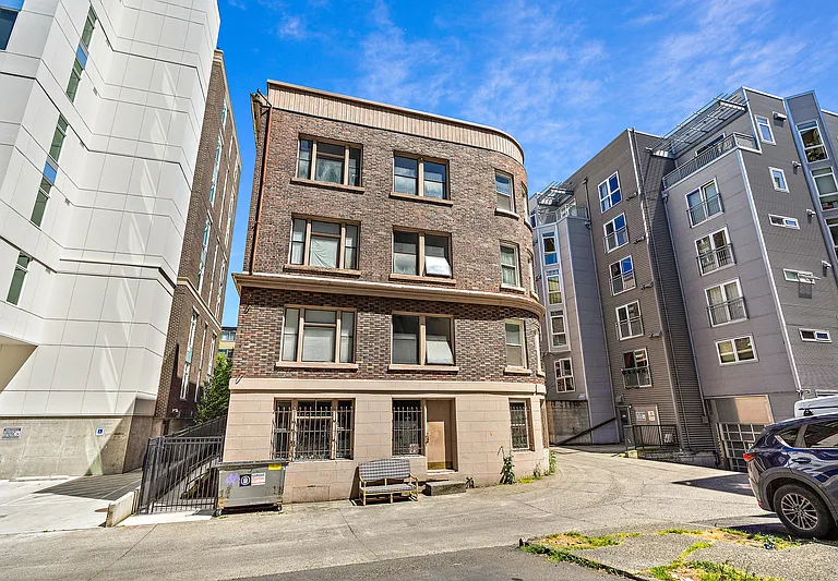 115 Bellevue Ave E #105 — Photo 3
