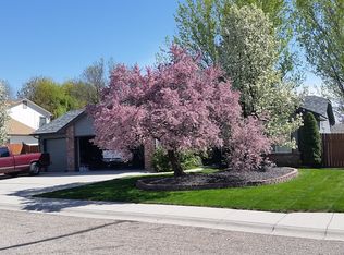 2945 E Fern Brook Dr, Eagle, ID 83616