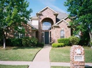 1912 Strait Ln, Flower Mound, TX 75028
