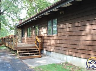 225 NE Norwood St, Topeka, KS 66616