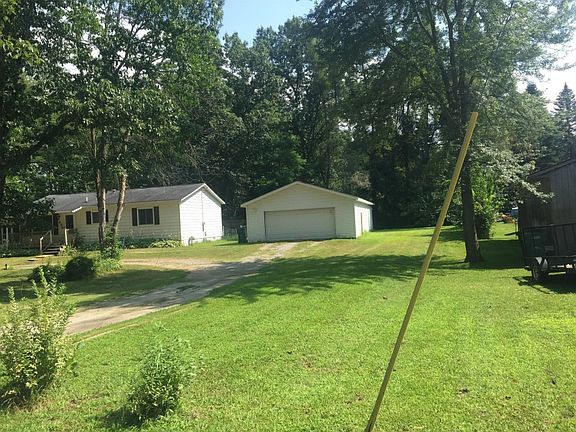 3rd image of 9349 Finch Dr