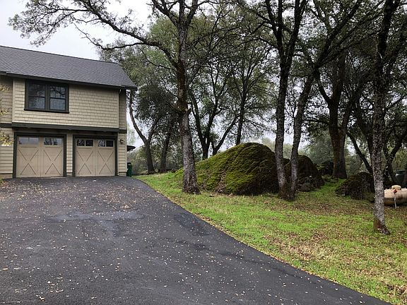 3rd image of 11516 Conestoga Dr