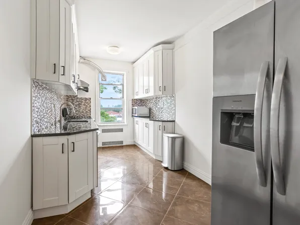 111-39 76th Road image 10 of 23