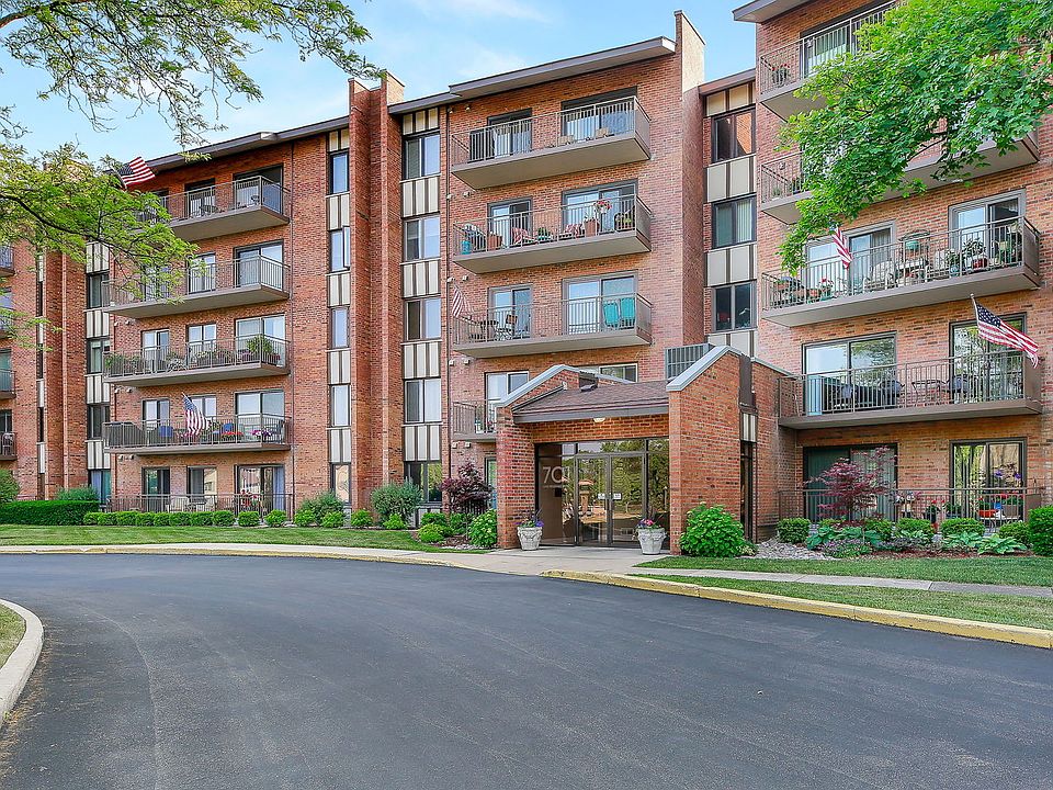1st image of 701 Lake Hinsdale Dr APT 404