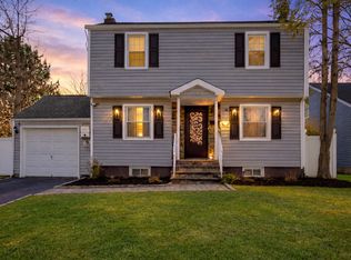 756 W Inman Ave, Rahway, NJ 07065