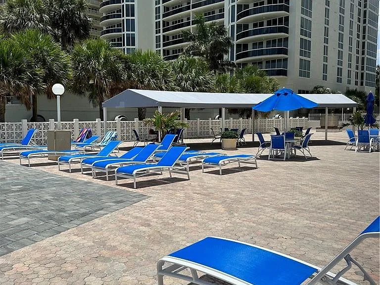 4250 Galt Ocean Dr #9F — Photo 5