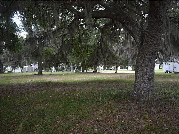 2nd image of LOT 22 BLK D STRATFORD COURT LOT 22