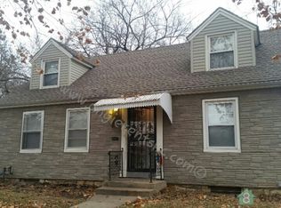 5933 Olive St, Kansas City, MO 64130