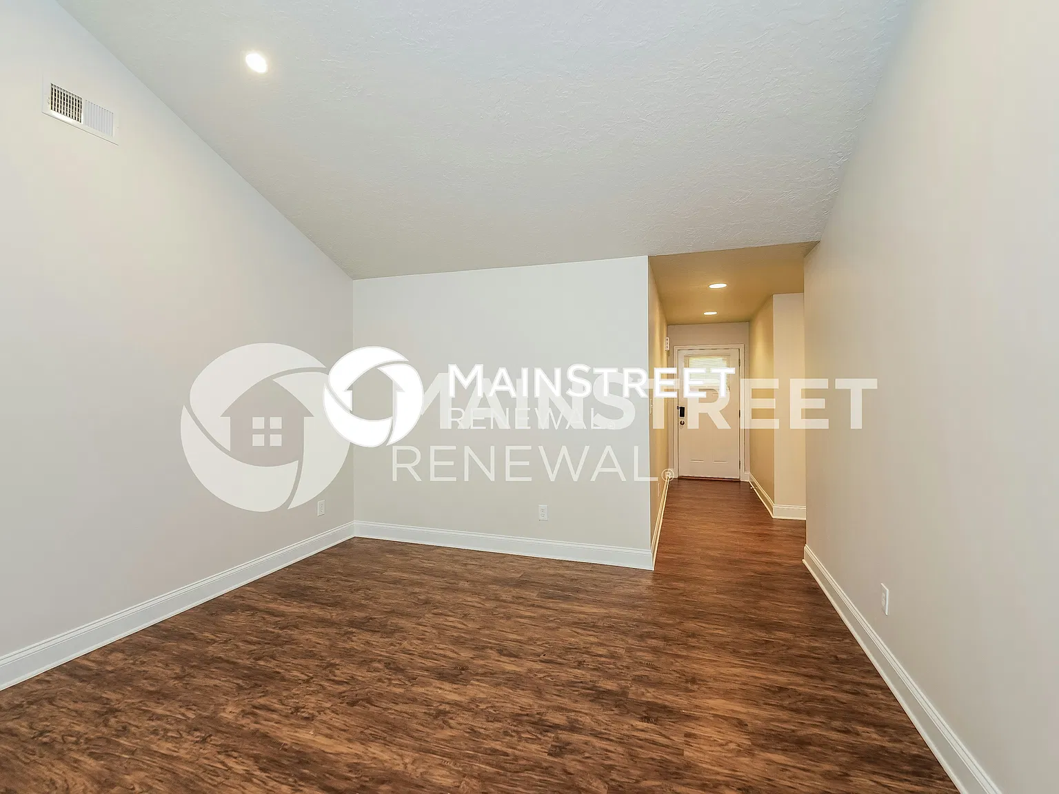 405 Earl Owens Dr — Photo 3