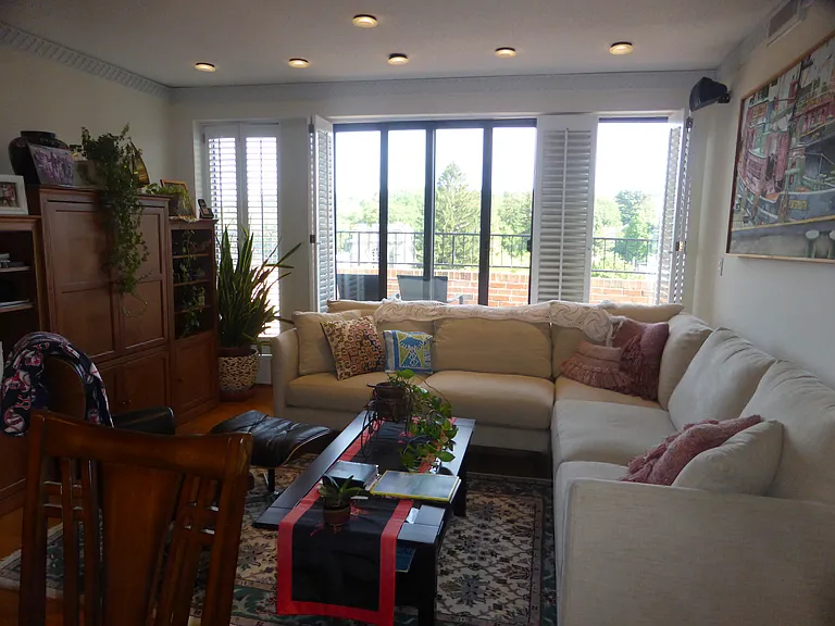 1850 Beacon St #604 — Photo 16