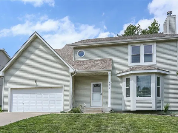 908 NE 107th Ter, Kansas City, MO 64155