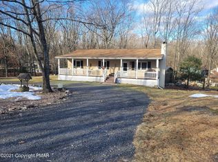 269 Pine Tree Dr, Cresco, PA 18326