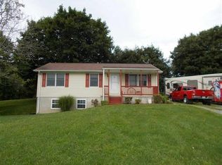 95 Bollinger Rd, Littlestown, PA 17340