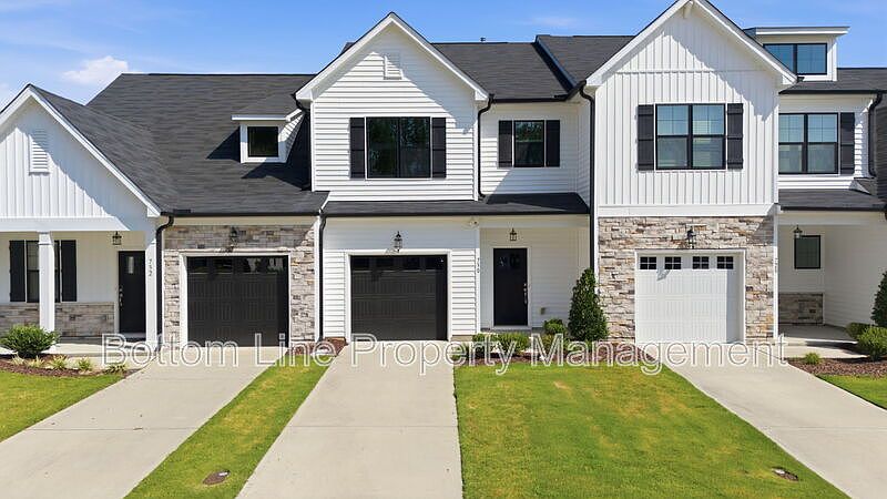 1st image of 730 Putney Hill Rd