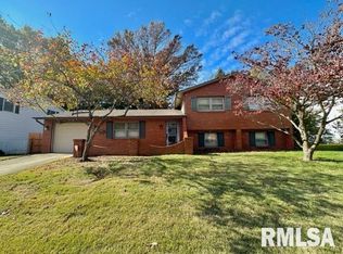 2301 Haverford Rd, Springfield, IL 62704