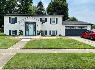20 Sunset Ln, South Charleston, OH