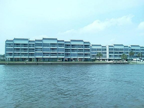2nd image of 580 Pleasure Island Blvd #116