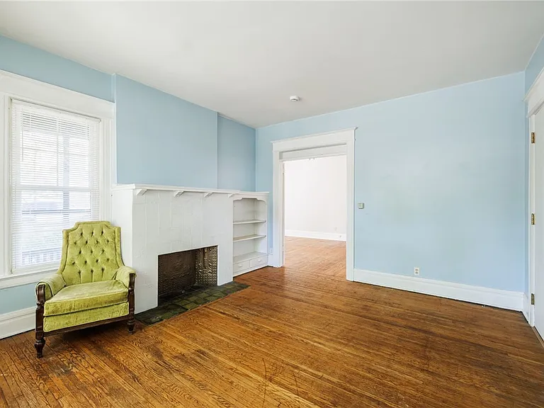 420 Harvard St #1 — Photo 9